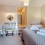 بيت للعطل 4 Bed In Cockermouth Oc-91210 *